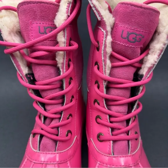 UGG Australia Kids Butte II Patent Dove Pink 1014396K Lace Up Shoes Girls Size 5