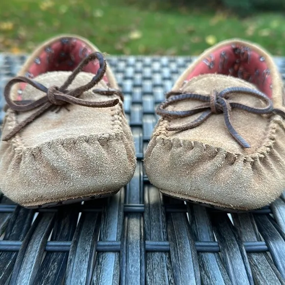 UGG Australia Kids Ryder Jungle Moccasin Slippers - Chestnut