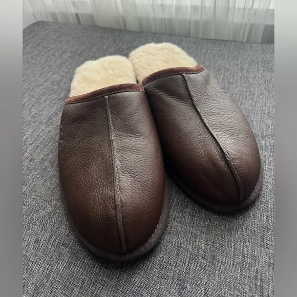 UGG Australia Scuff Slippers – Men’s Size 15 – Chestnut Brown