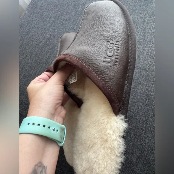 UGG Australia Scuff Slippers – Men’s Size 15 – Chestnut Brown