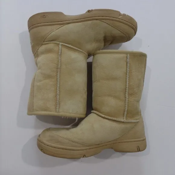 UGG Australia Ultimate 5275 Short Genuine Leather Sheep Skin Lining  Size W8