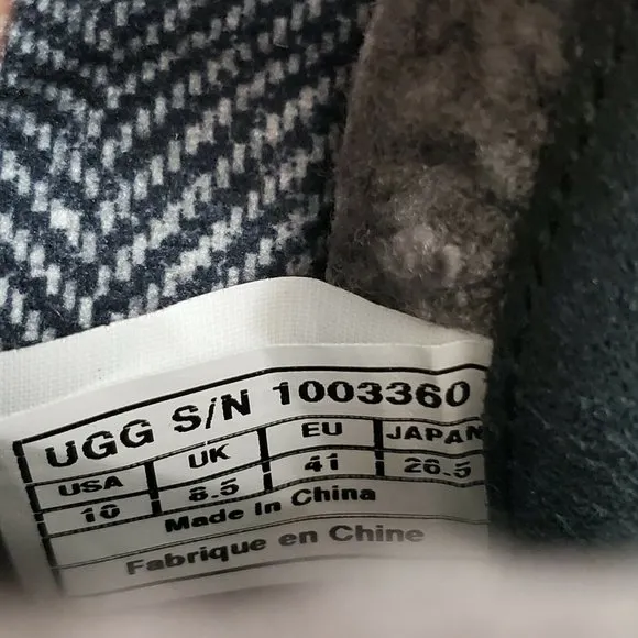 Ugg Australia women Boots Ankle Booties Black Zea