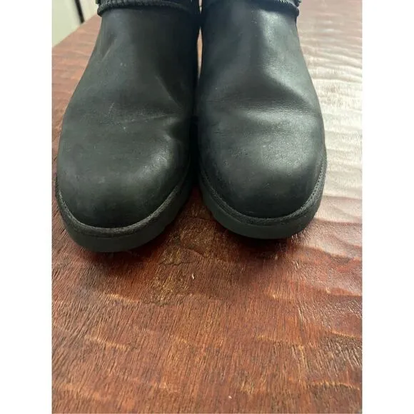 Ugg Australia Women’s Maddox Mid calf Black Leather Moto Boots Size 11