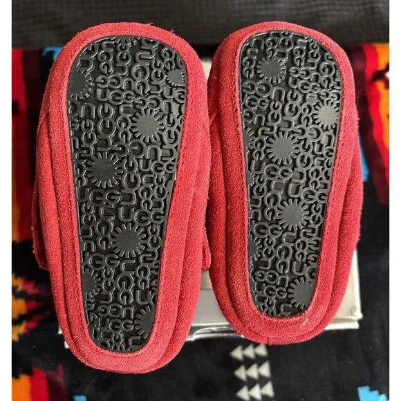 UGG Baby Tasman Moccasins Suede Sheepskin Lined Slipper Red Sz 4/5 (M 12-18Mos)