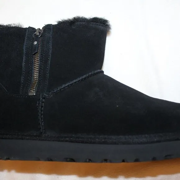 UGG BLACK WATER RESISTANT DOUBLE‎ ZIP MINI BOOTS