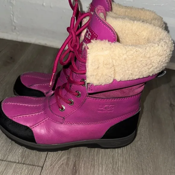 UGG Butte 2 Fuchsia Pink