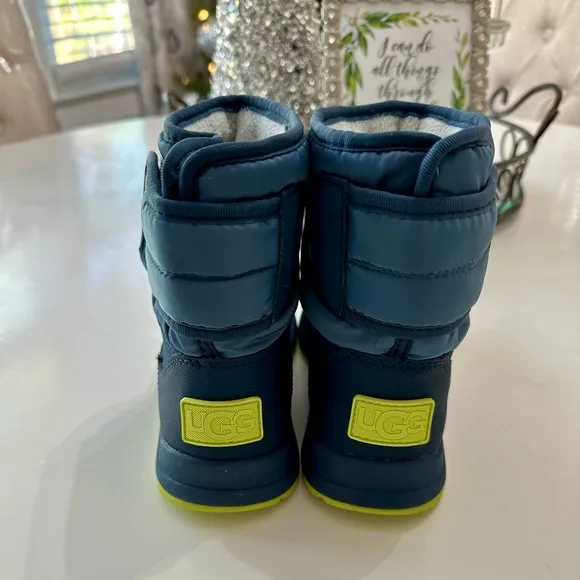 UGG children’s waterproof boots