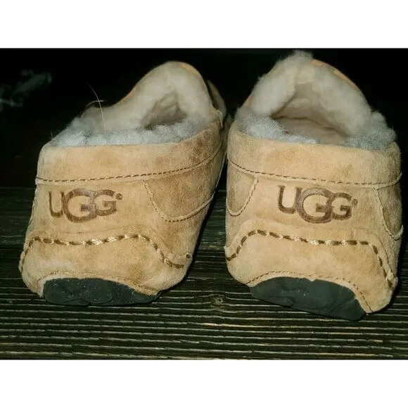 UGG Classic Moccasin Slippers Sheepskin Lined Comfort Shoes‎ Chestnut