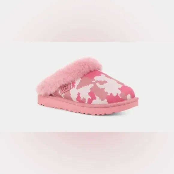 UGG | Cluggette Jagged Camo Print In Pink Sheepskin Indoor Outdoor Slippers NEW