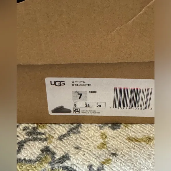 UGG Cluggette Slippers, Charcoal Gray | Sz 7