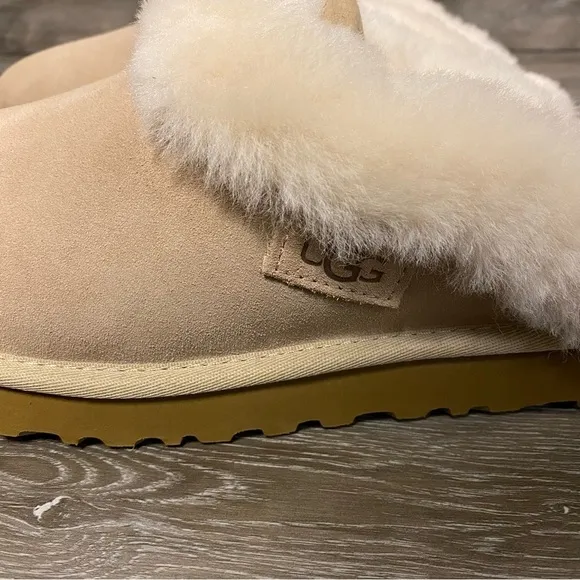 UGG | Cluggette Slippers Indoor Outdoor In Sand NEW In Box