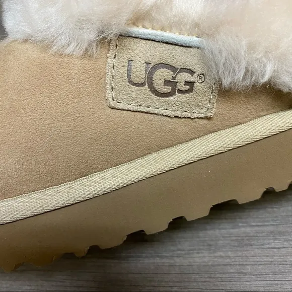 UGG | Cluggette Slippers Indoor Outdoor In Sand NEW In Box