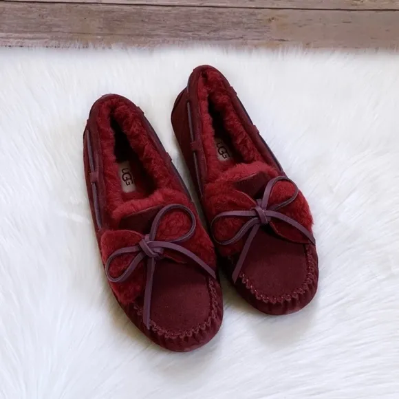 UGG Dakota Double Bow Kiss Suede Slippers