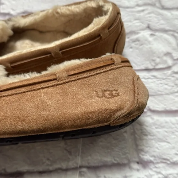 UGG Dakota Men's Brown Moccasin Slippers