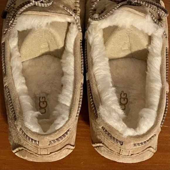 Ugg Dakota Swirl Slippers NIB