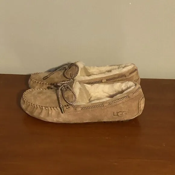 Ugg Dakota Swirl Slippers NIB