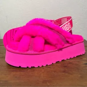 UGG Disco Cross Slide Slippers in Taffy Pink 7
