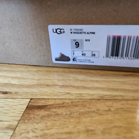 UGG Disquette Alpine Clog Taupe Shearling Lined Platform Size 9 Comfort