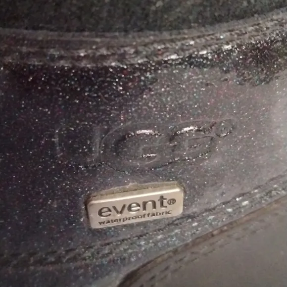 UGG EVENT WATERPROOF BOOTS
