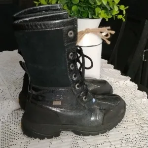 UGG EVENT WATERPROOF BOOTS