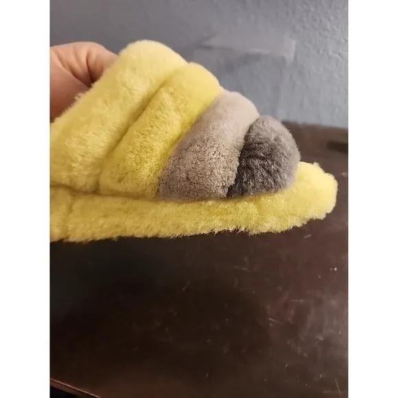 UGG Fluff Yeah Slide Sulfur Multi Yellow Fur Slippers Womens Size 9‎ NWOB