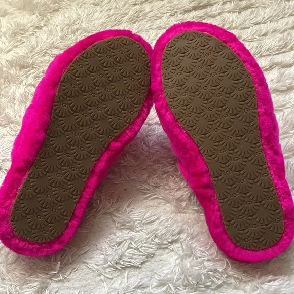 UGG Fluff Yeah Slippers