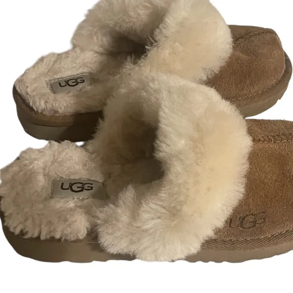 UGG Kids Cozy Indoor Slippers S 11 Chestnut NO. 5236