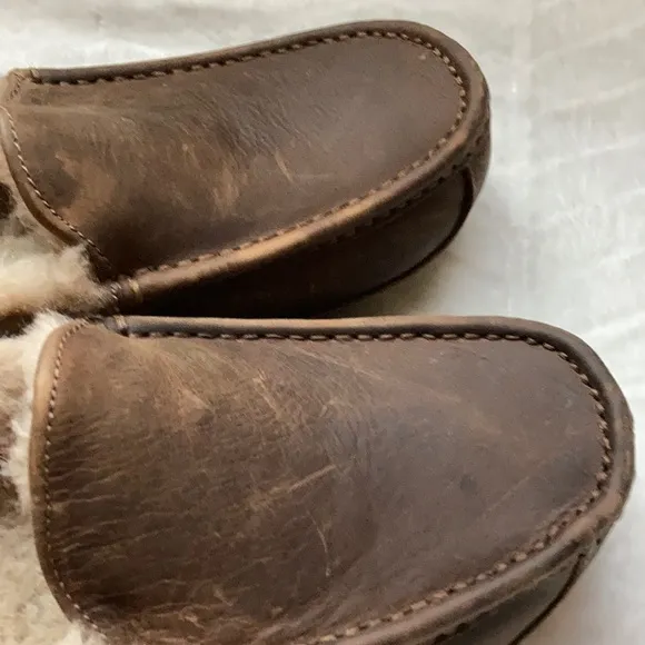 UGG Men’s Ascot Tan Leather Slippers