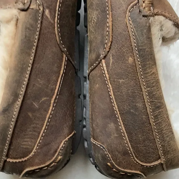 UGG Men’s Ascot Tan Leather Slippers