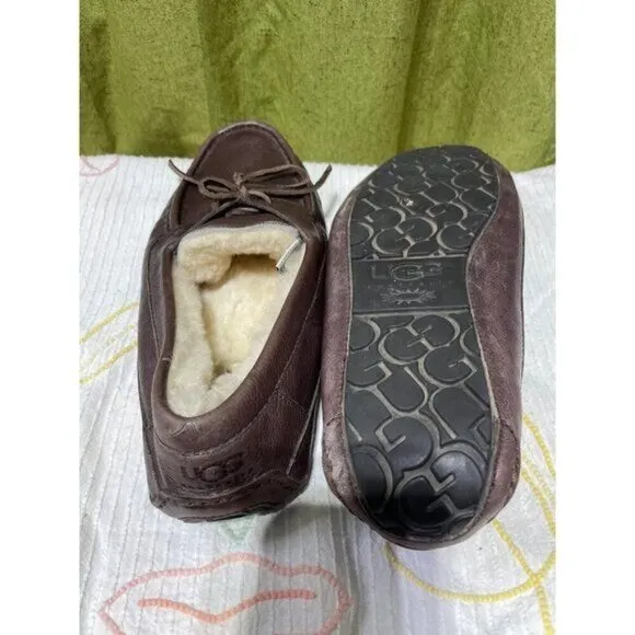 Ugg Mens Leather &amp; Sheepskin Lined Moccasin Slippers 10