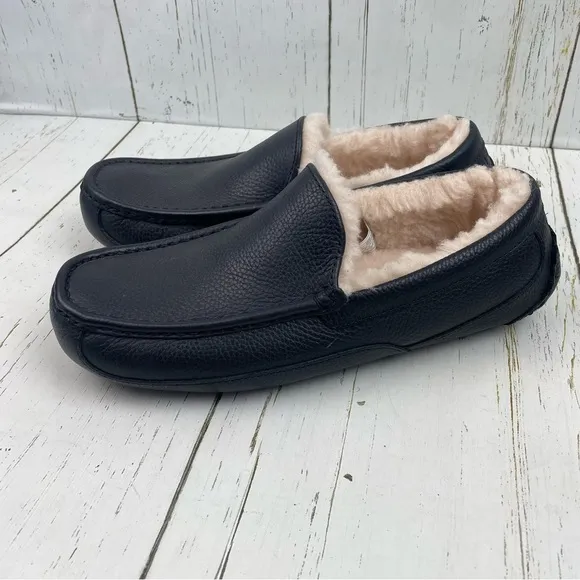 UGG Men’s Leather Ascot Slippers