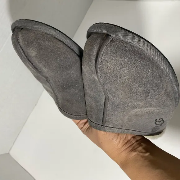 Ugg Men's Scuff Suede Grey Slippers Size 10