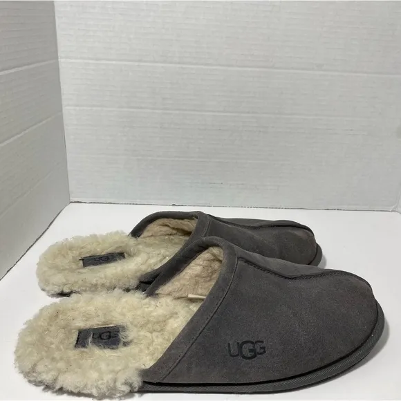 Ugg Men's Scuff Suede Grey Slippers Size 10