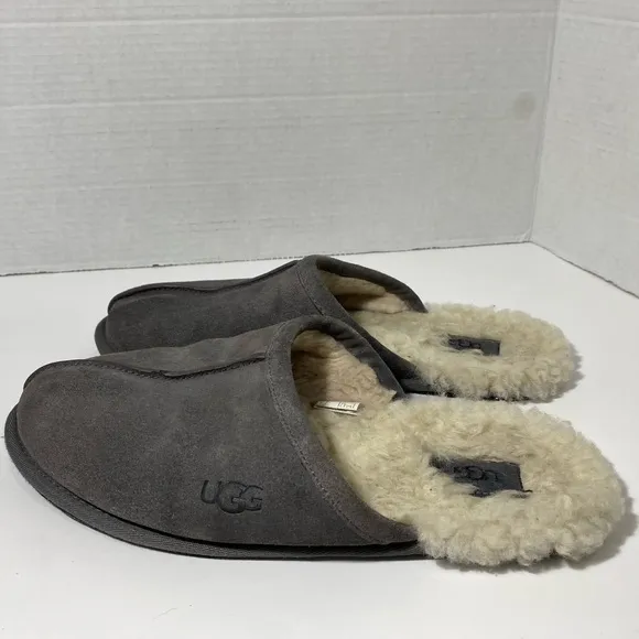 Ugg Men's Scuff Suede Grey Slippers Size 10