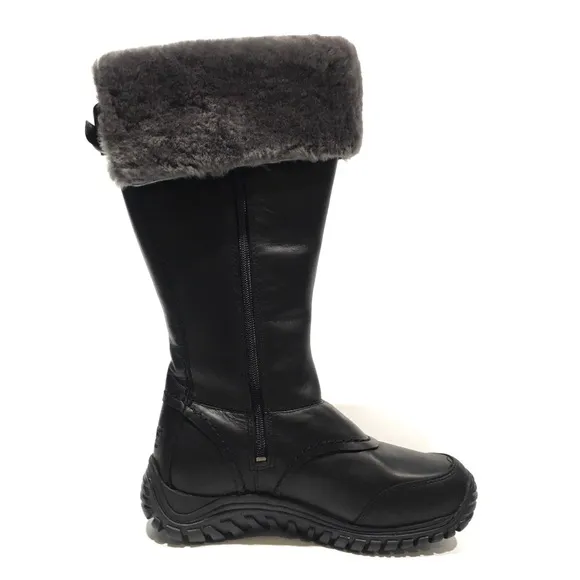 UGG Miko Waterproof Lined Boots -Black Leather / Sheepskin -US Size 6 -NEW