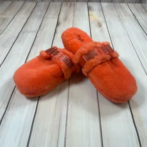 UGG Orange Cozy Slippers Plush Fleece Lining. Size 7- Like New Condition!!