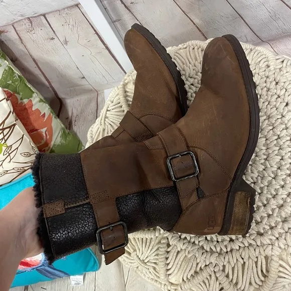 UGG Oregon Mid Shaft Stout Buckle Zip Biker Brown size 8 Boots