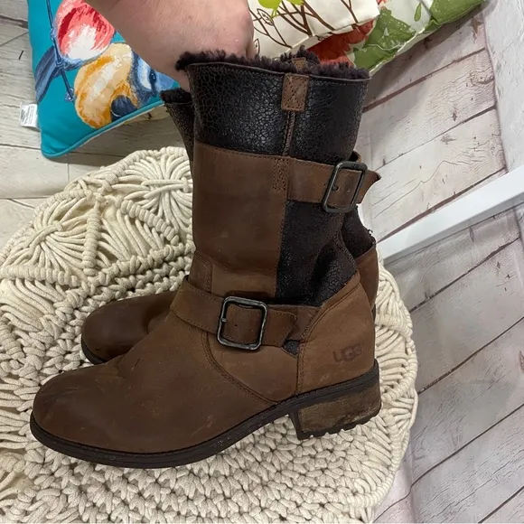 UGG Oregon Mid Shaft Stout Buckle Zip Biker Brown size 8 Boots