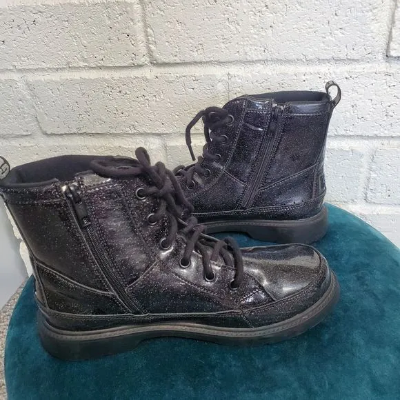 UGG Robley Ankle Boots Youth Kids Size 6 Womens 8 Black Glitter Patent Leather