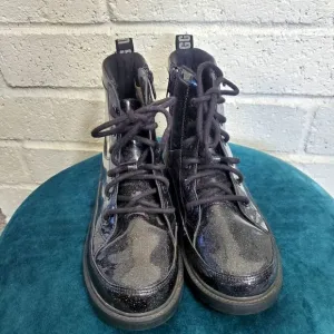 UGG Robley Ankle Boots Youth Kids Size 6 Womens 8 Black Glitter Patent Leather