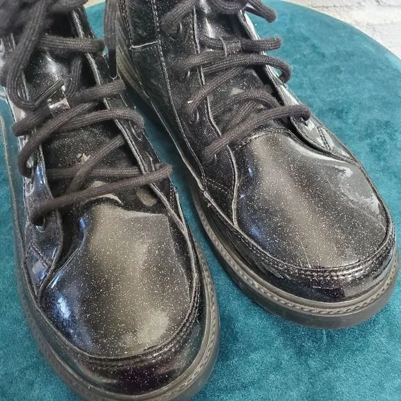 UGG Robley Ankle Boots Youth Kids Size 6 Womens 8 Black Glitter Patent Leather