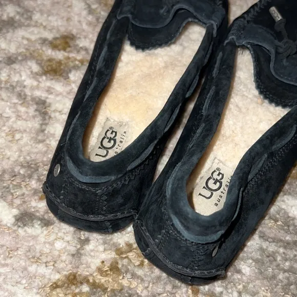 UGG Roni Black Suede Leather Slip On Slippers‎ Moccasins Casual Shoes