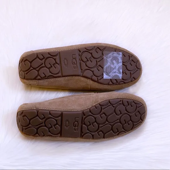 UGG Scalloped Moc Chestnut Slippers