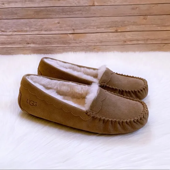 UGG Scalloped Moc Chestnut Slippers