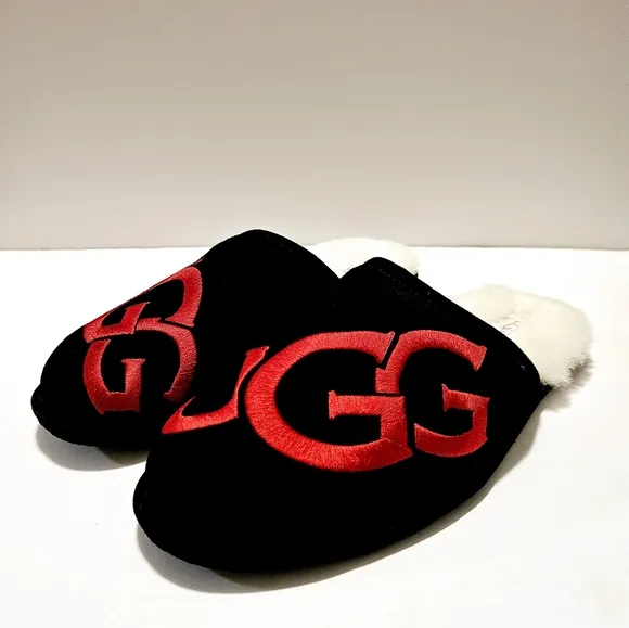 UGG Scuff Logo Suede Wool Indoor Size 11 Men's Slippers Black Sandals