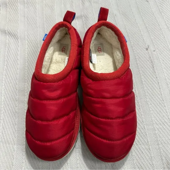 UGG slippers, size 11, Tasman LTA in samba red, thinsulate, warm, cozy