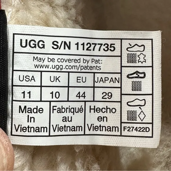 UGG slippers, size 11, Tasman LTA in samba red, thinsulate, warm, cozy