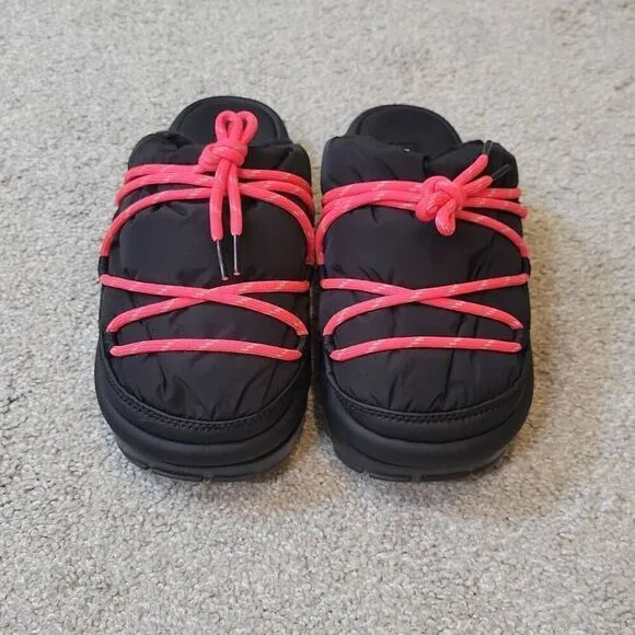 UGG SPACESLIDER TECH SLIDE SLIPPERS BLACK SIZE 8 WOMAN'S
