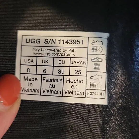 UGG SPACESLIDER TECH SLIDE SLIPPERS BLACK SIZE 8 WOMAN'S
