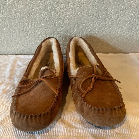 UGG Tan Olsen Leather Slippers